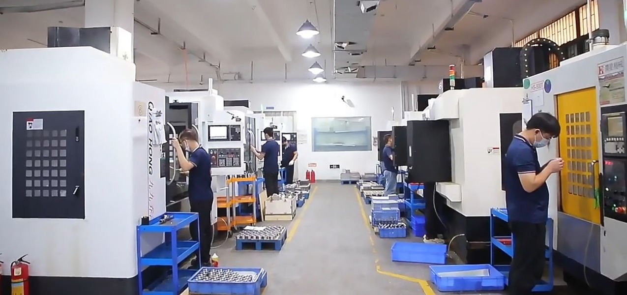 Dongguan Zhongwei Metal Products Co., Ltd производственная линия производителя